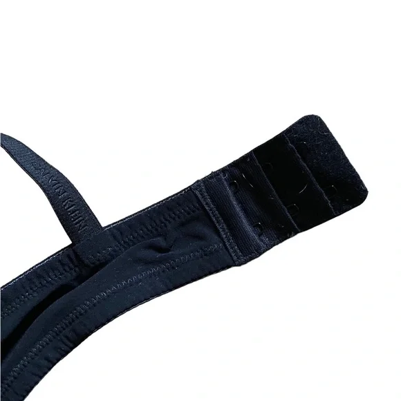 Calvin Klein t-shirt bras - Picture 8 of 8